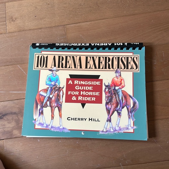 Softcover book 101 Arena Exercises - Picture 1 of 3
